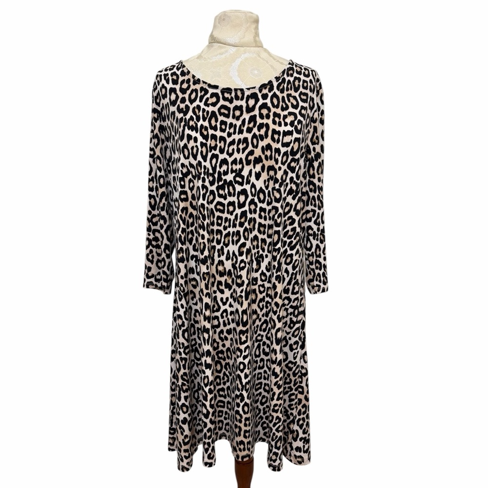 Chico’s Trapeze Leopard Animal Print Stretchy Swing Dress 3/4 Sleeve Size 8 NWT - Picture 3 of 13